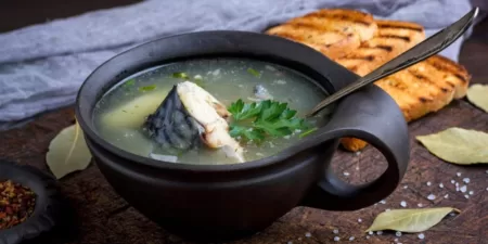 Рибний суп із овочами