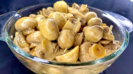 Мариновані шампіньйони