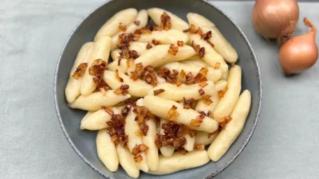 Палюшки зі шкварками